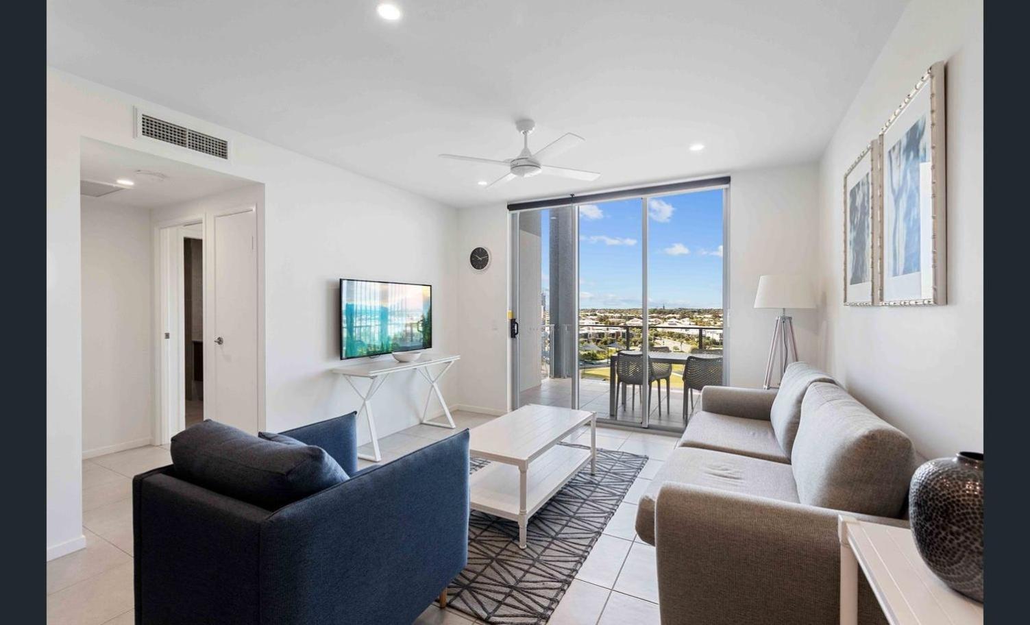 North Shore Oceanside Kawana Kawana Waters Bagian luar foto