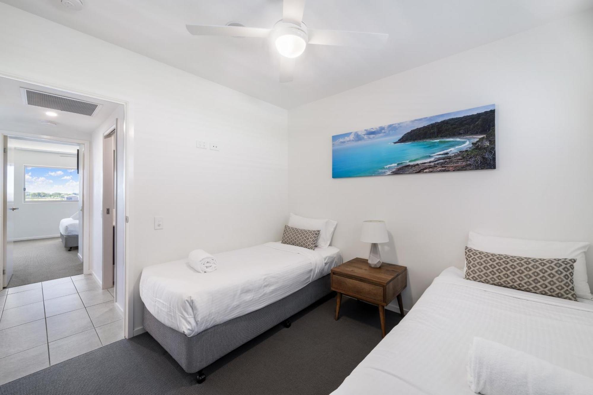 North Shore Oceanside Kawana Kawana Waters Bagian luar foto